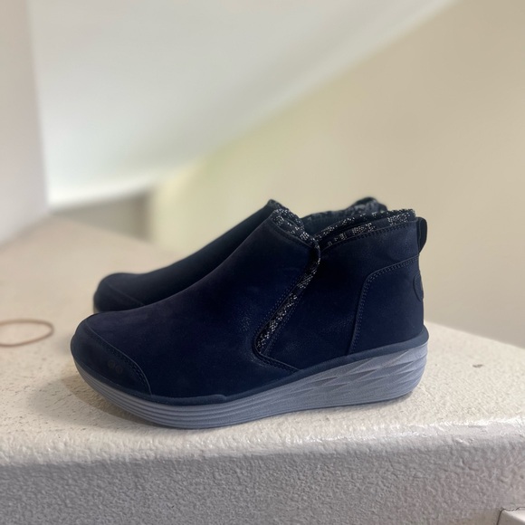NWNT‎ Ryka Namaste Bootie Blue Fabric  Comfort Ankle Wedge Shoes Women Size 8.5W main image 9